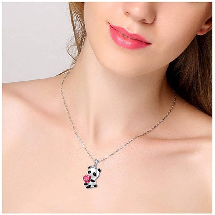 Collar Panda: Cristal de colores en forma de corazón