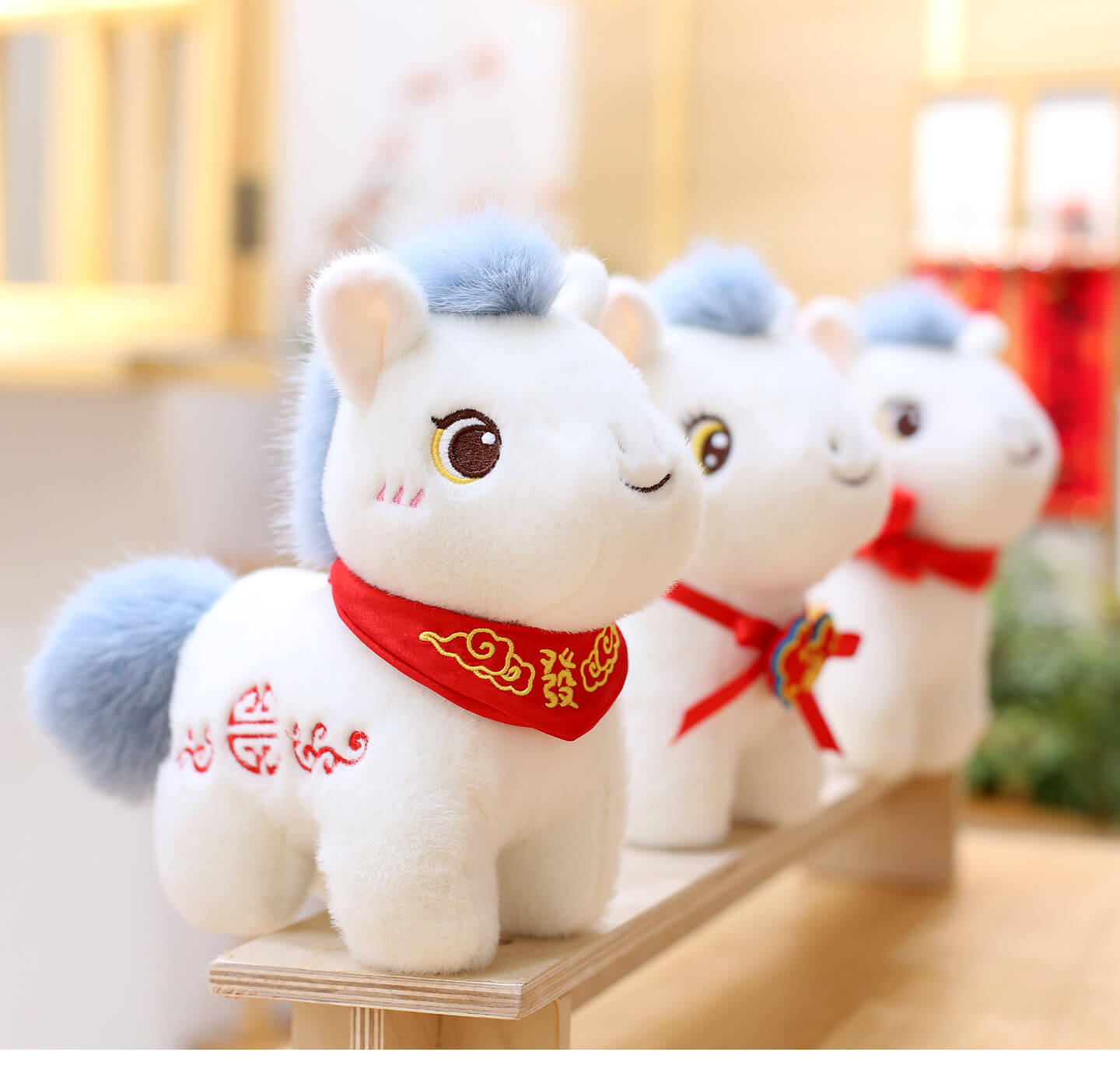 Peluche de caballo blanco, peluche del zodiaco del año del caballo