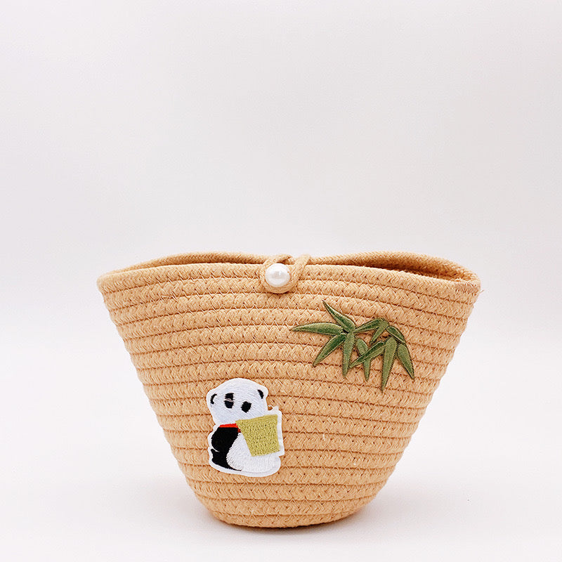 Panda straw bag: Fashion embroidered travel handbag