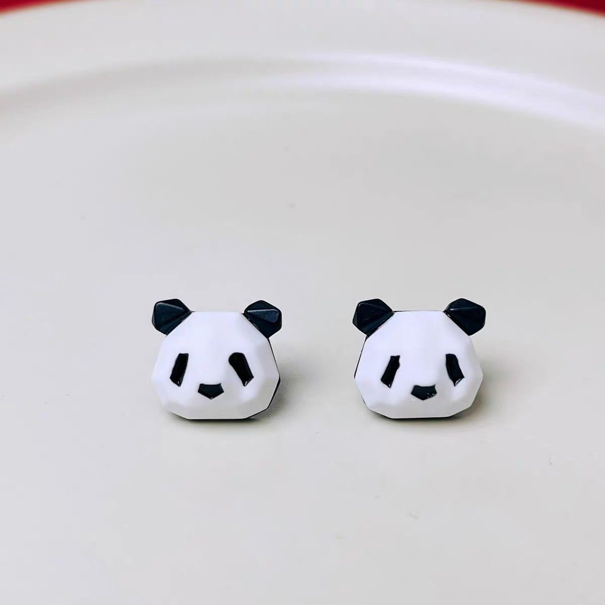 Boucles d'oreilles panda élégantes au style sportif, bijoux panda uniques