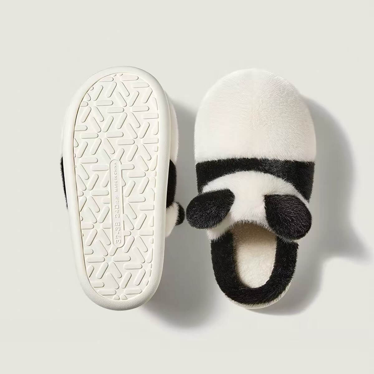 Nuevas pantuflas de felpa estilo panda para invierno, diseño redondo en 4 colores